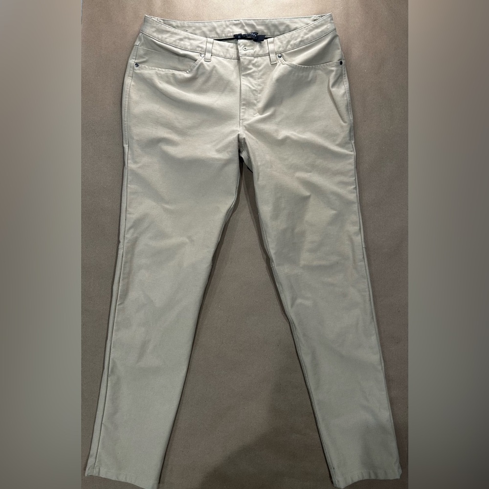 Lululemon ABC Classic-Fit Pants – Size 33 – Beige/Khaki